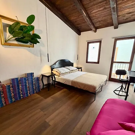 Апартаменти Dekag House
